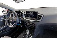 1,0 T-GDI Mild-Hybrid 100hv LX Comfort DCT SW // LX Comfort Pack // heti ajoon Kia Ceed