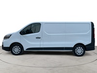 heti ajoon Nissan Primastar