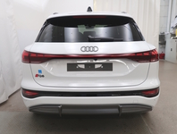 Q6 e-tron quattro 285,00 kW *2x Renkaat* heti ajoon Audi Q6 e-tron
