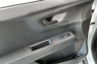 heti ajoon Ford Transit Courier