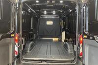 heti ajoon Ford Transit