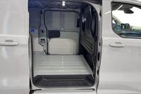 heti ajoon Ford Transit Custom