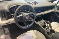 heti ajoon Porsche Cayenne