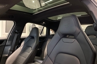 heti ajoon Porsche Panamera