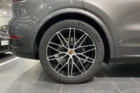 heti ajoon Porsche Cayenne