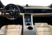 heti ajoon Porsche Taycan