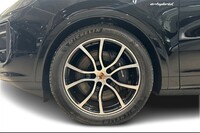 heti ajoon Porsche Cayenne