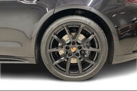 heti ajoon Porsche Panamera