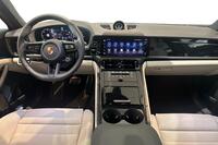 heti ajoon Porsche Panamera