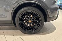 heti ajoon Porsche Macan