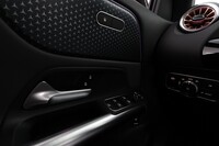 heti ajoon Mercedes-Benz EQA