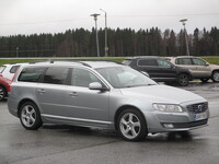 Volvo V70 vaihtoauto