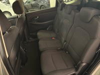 Kia Carens vaihtoauto