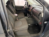 Nissan Navara vaihtoauto