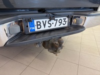 Nissan Navara vaihtoauto