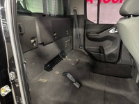 Nissan Navara vaihtoauto