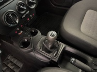 Volkswagen New Beetle vaihtoauto