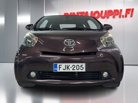 Toyota iQ vaihtoauto