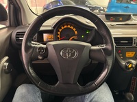 Toyota iQ vaihtoauto