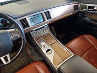 Jaguar XF vaihtoauto