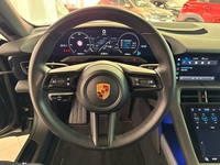 Porsche Taycan vaihtoauto