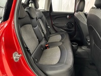 Mini Hatchback vaihtoauto