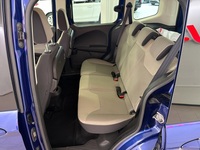 Ford Tourneo Courier vaihtoauto