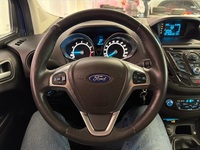 Ford Tourneo Courier vaihtoauto