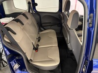 Ford Tourneo Courier vaihtoauto