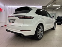 Porsche Cayenne vaihtoauto