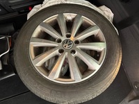 Volkswagen Touran vaihtoauto