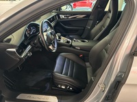 Porsche Panamera vaihtoauto