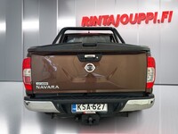 Nissan Navara vaihtoauto