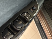 Nissan Navara vaihtoauto