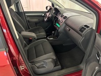 Volkswagen Touran vaihtoauto