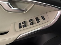 Volvo V40 Cross Country vaihtoauto