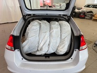 Honda Insight vaihtoauto