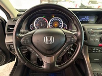 Honda Accord vaihtoauto