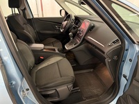 Renault Grand Scénic vaihtoauto