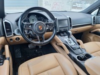 Porsche Cayenne vaihtoauto