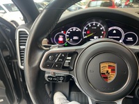 Porsche Cayenne vaihtoauto