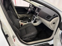 Volvo V40 Cross Country vaihtoauto