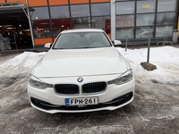 BMW 330 vaihtoauto