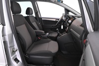 Opel Zafira vaihtoauto