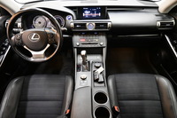 Lexus IS vaihtoauto