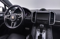 Porsche Cayenne vaihtoauto