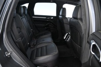 Porsche Cayenne vaihtoauto