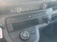 Opel Vivaro vaihtoauto