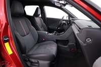 Lexus LBX vaihtoauto