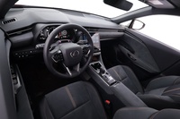 Lexus LBX vaihtoauto